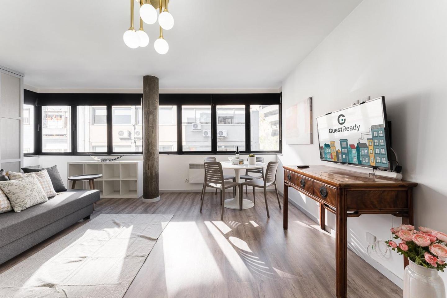 Guestready - Grayscale Apartment ปอร์โต ภายนอก รูปภาพ